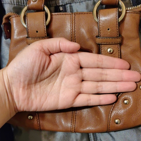 Like new leather bag. - Picture 2 of 2